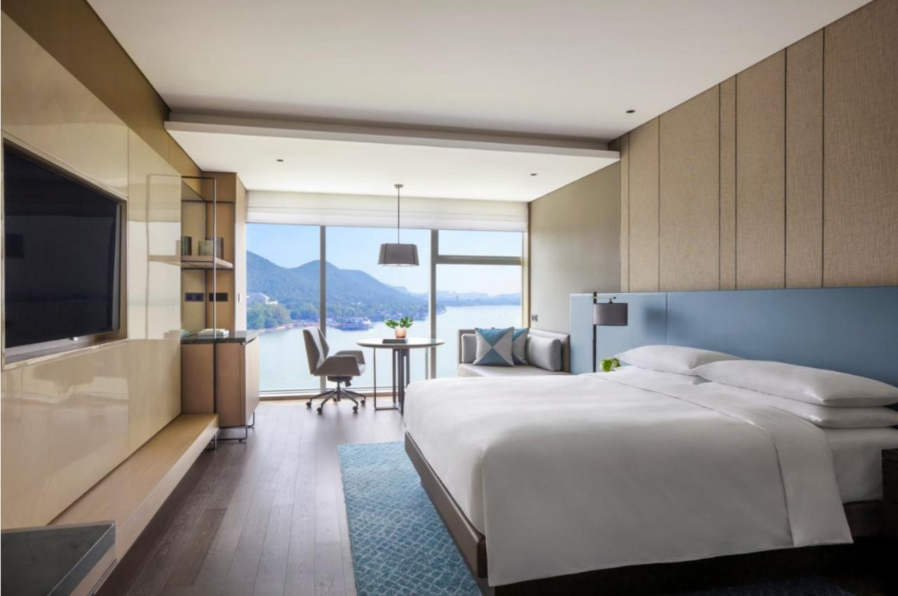 Xuzhou Marriott Hotel Lakeview Экстерьер фото