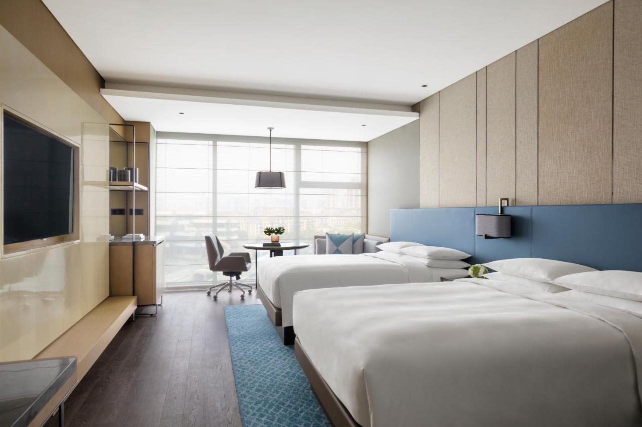 Xuzhou Marriott Hotel Lakeview Экстерьер фото