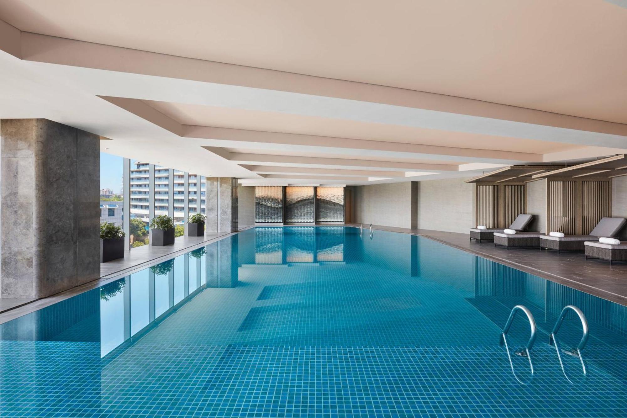 Xuzhou Marriott Hotel Lakeview Экстерьер фото