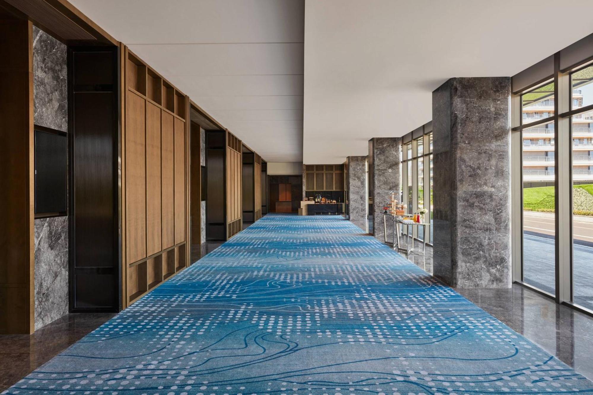 Xuzhou Marriott Hotel Lakeview Экстерьер фото