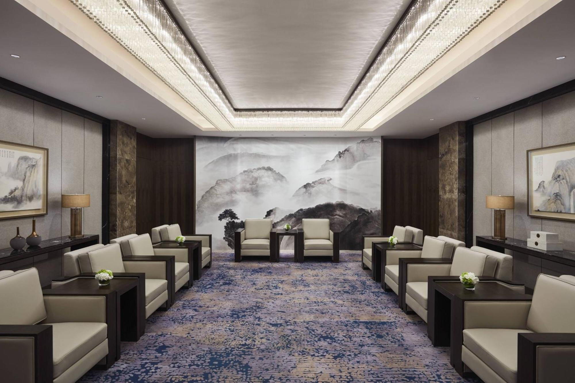 Xuzhou Marriott Hotel Lakeview Экстерьер фото