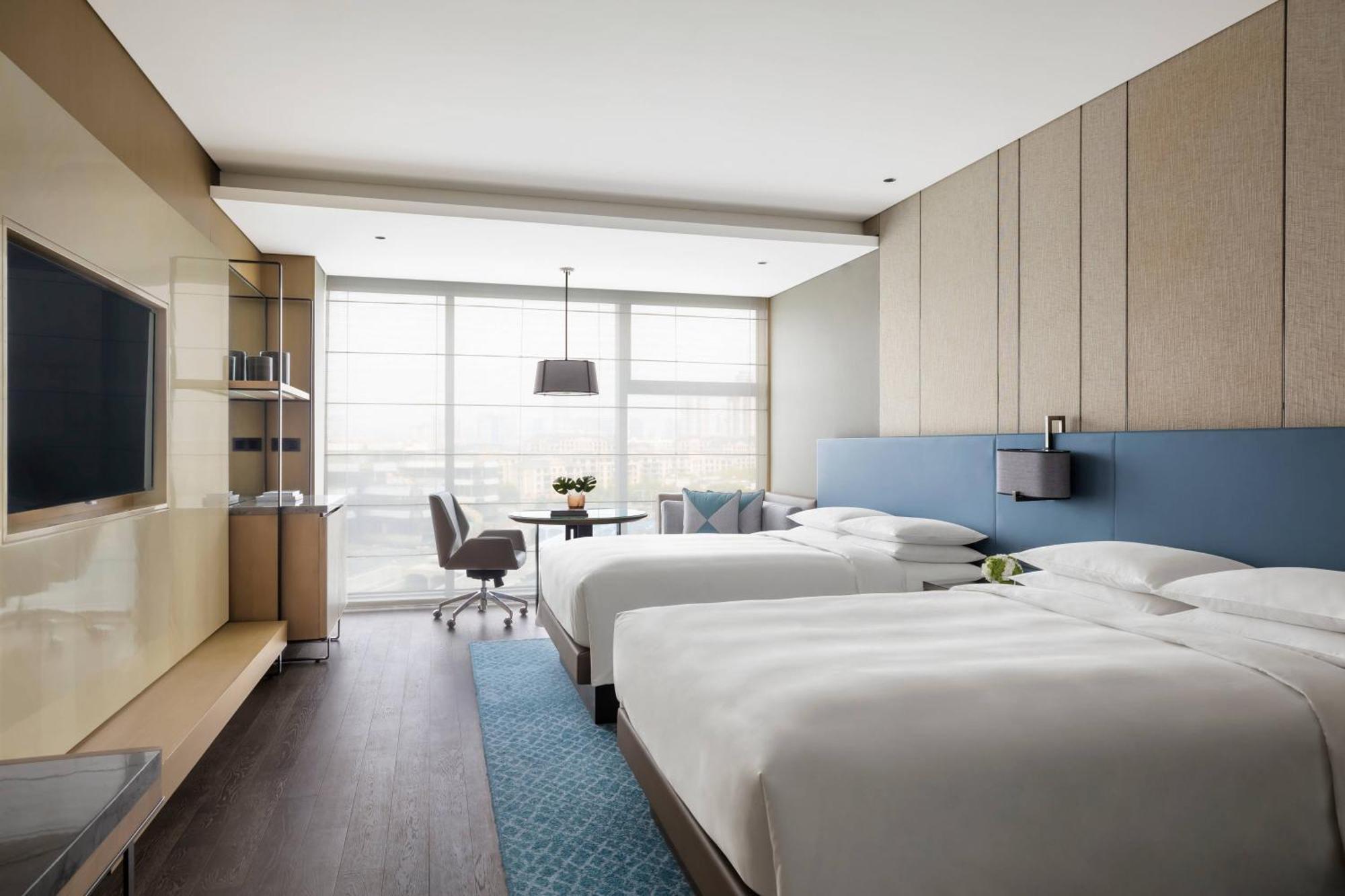 Xuzhou Marriott Hotel Lakeview Экстерьер фото