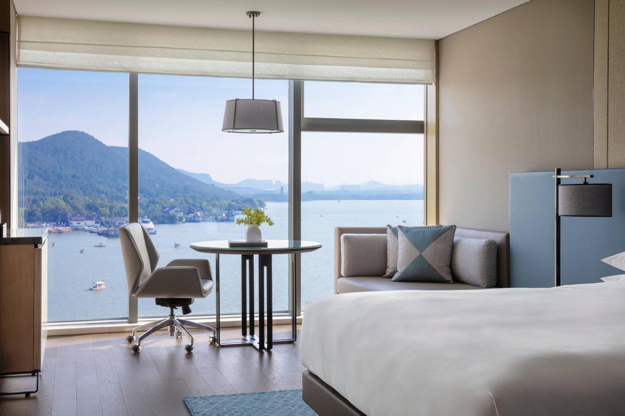 Xuzhou Marriott Hotel Lakeview Экстерьер фото
