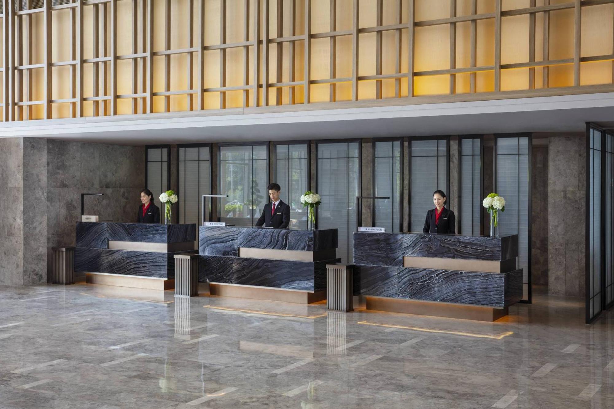 Xuzhou Marriott Hotel Lakeview Экстерьер фото